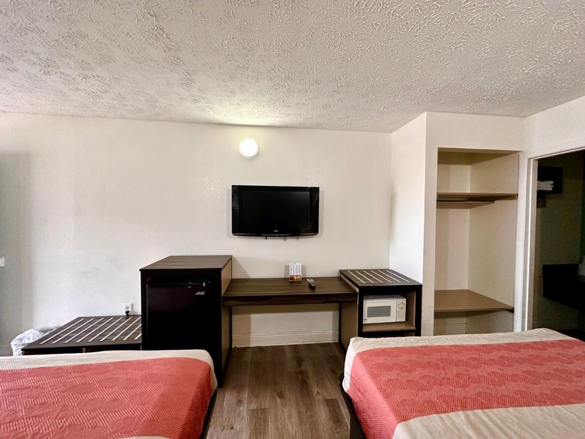 פיג'ן פורג' Briarstone Inn מראה חיצוני תמונה